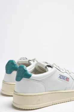 Femme Autry Baskets 01 Low En Blanc/Petrole