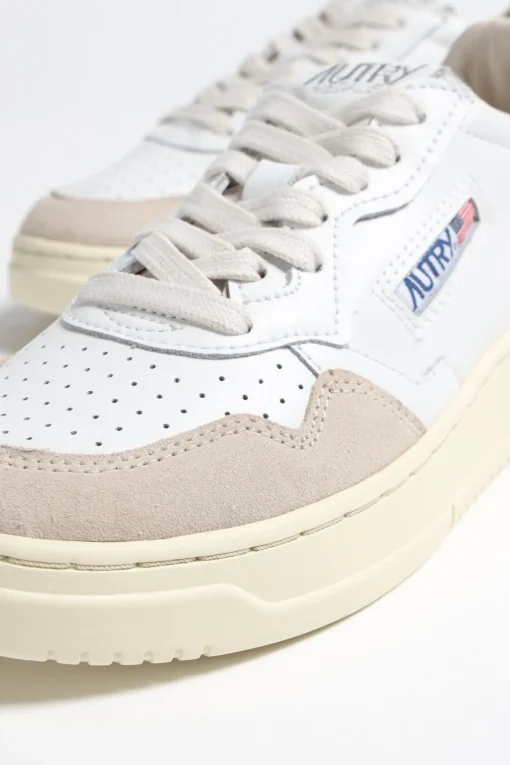 Femme Autry Baskets 01 Low Suede En Blanc/Mauve