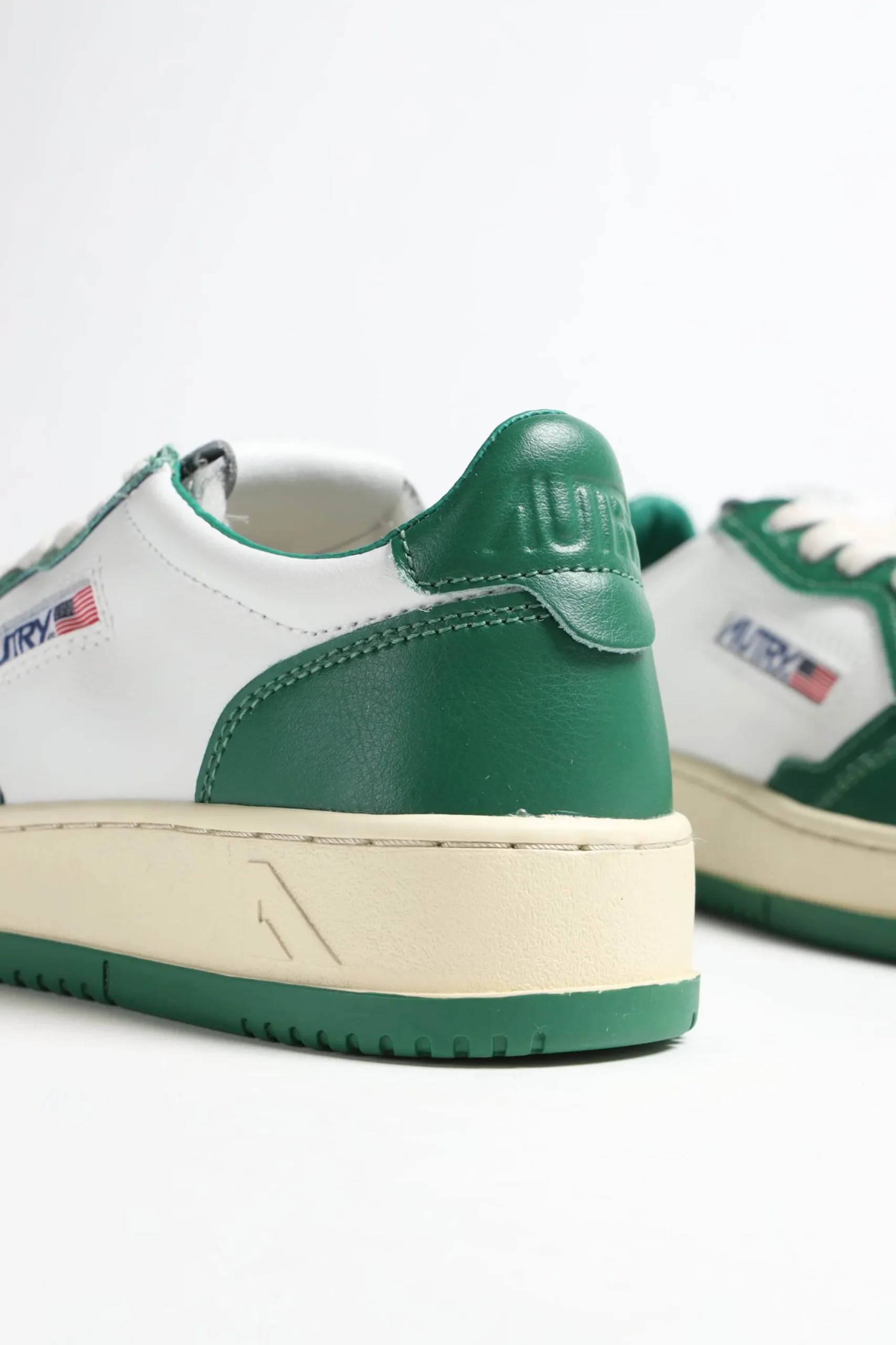 Femme Autry Baskets Bicolor Up En Blanc/Vert