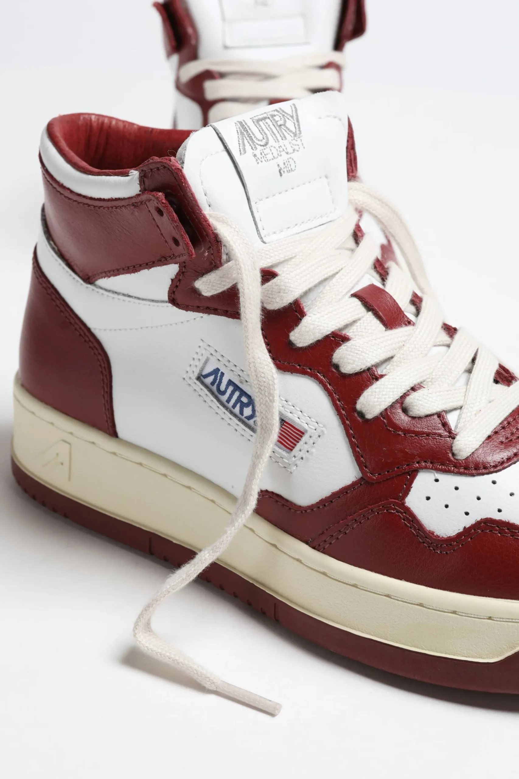 Femme Autry Baskets Bicolor Up Mid En Blanc/Syrah