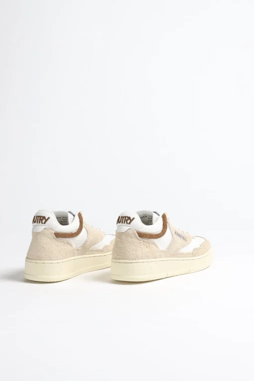 Femme Autry Baskets Open Mid En Ecru/Suede