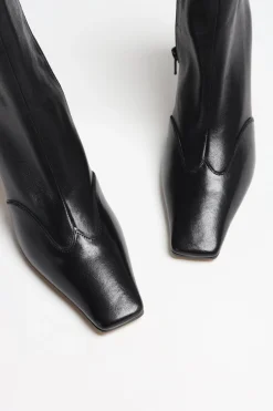 Femme Khaite Bottines Dallas Stretch En Noir