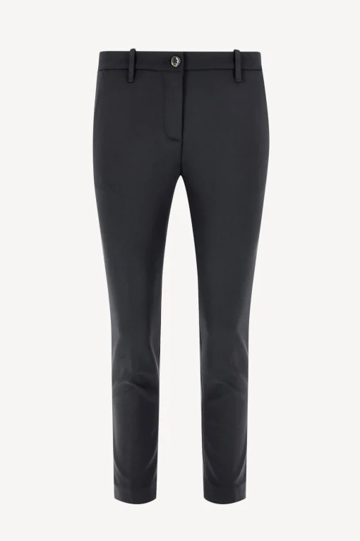 Femme Nine In The Morning Chino Breezy En Noir