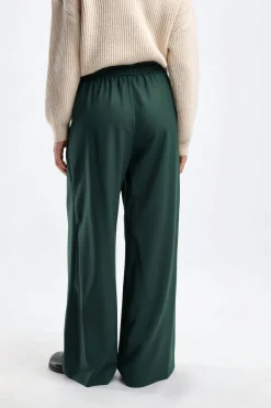 Femme Closed Pantalon Faris En Vert Lointain