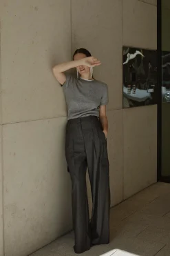 Femme Seductive x Anita Hass Pantalon Frankie En Gris Fonce