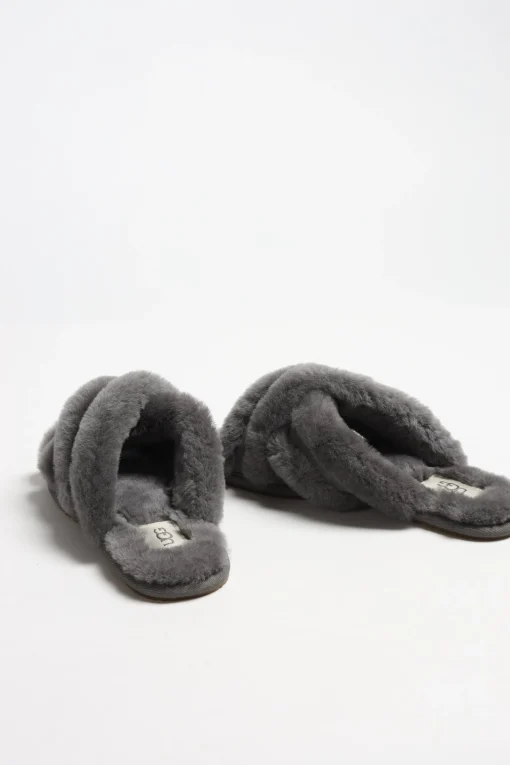 Femme UGG Pantoufles Scuffita En Charcoal