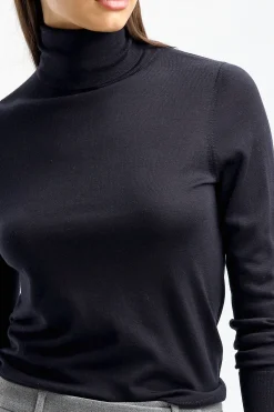 Femme Allude Pull A Col Roule Fitted In Navy