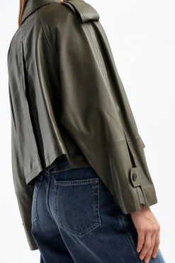 Femme Closed Veste Cropped Trench En Vert Armee